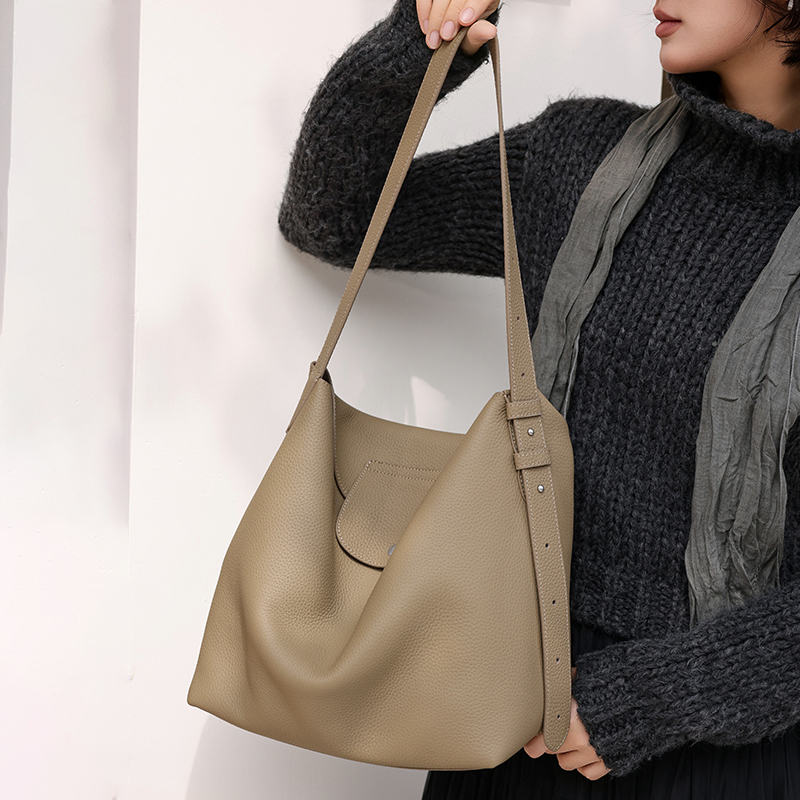 Sac à main fourre-tout exquis  - Women Bags 2026 Trends avis et prix